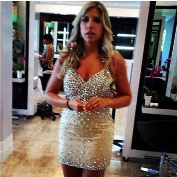 STUNNING RHINESTONE JOVANI MINIDRESS Sz 8 + sash - Picture 11 of 13